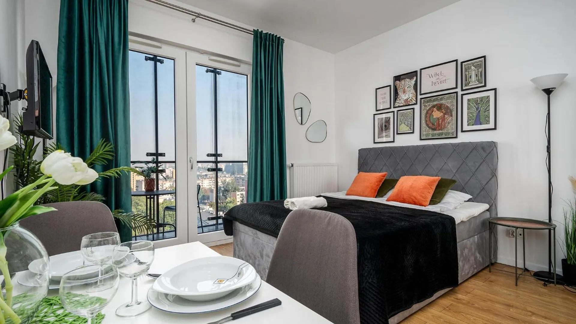 Kasprzaka 31 Free Parking By Perfect Apart location